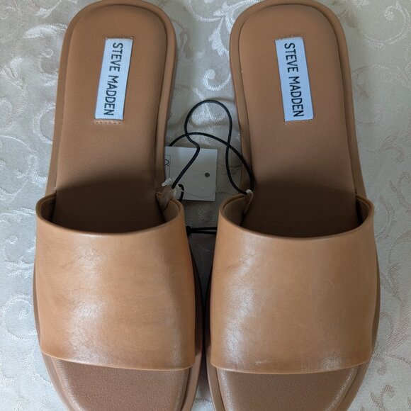 New STEVE MADDEN Tan Leather Slide Sandal Size 8 - Picture 4 of 6